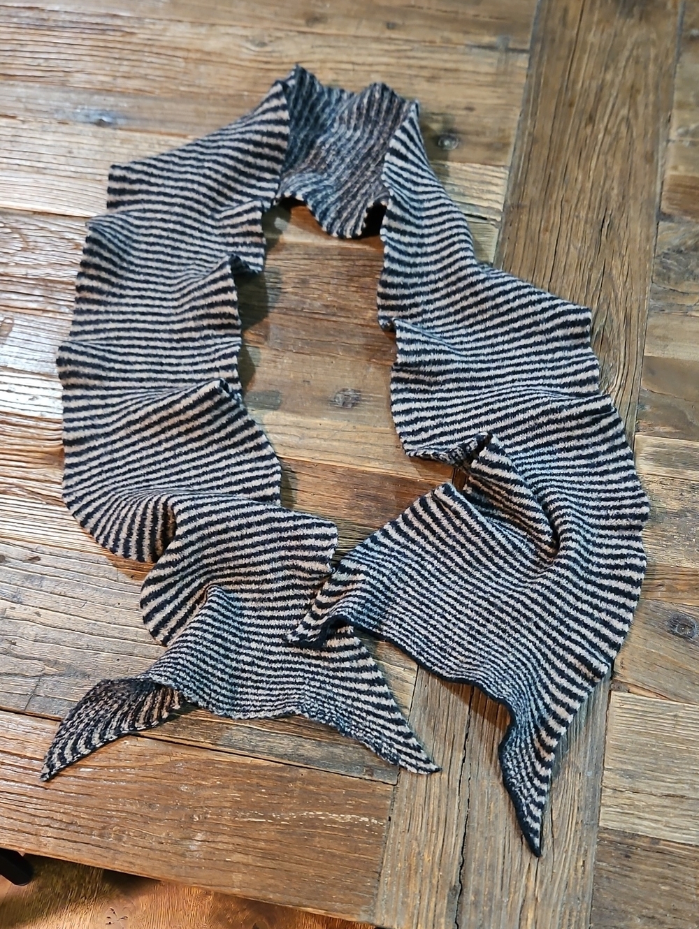 Striped Black and Tan smARTWORKS Inc Made In USA Scarf